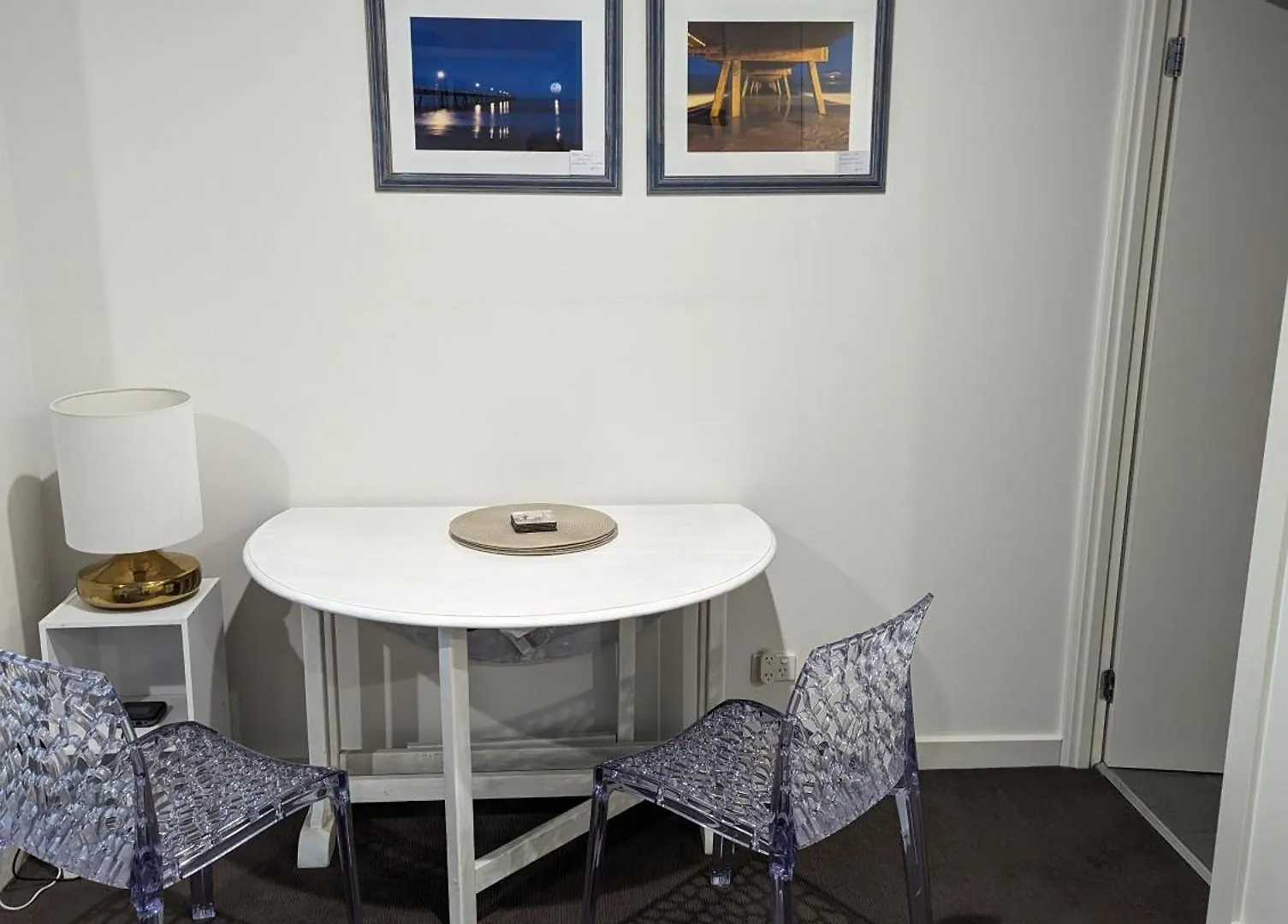 The Heart Of Glenelg Apartment 0*,  Australia